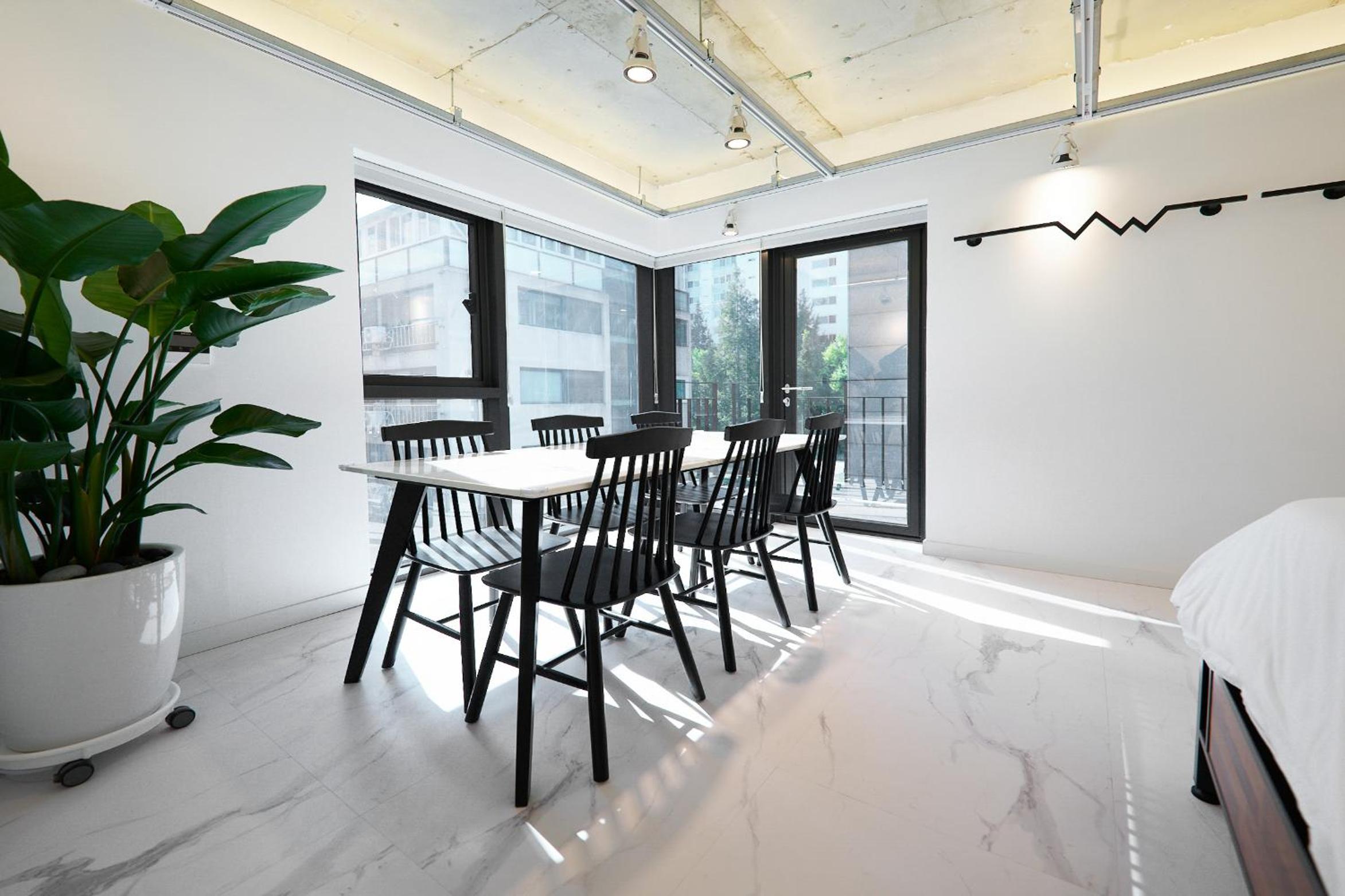meeting & event spaces