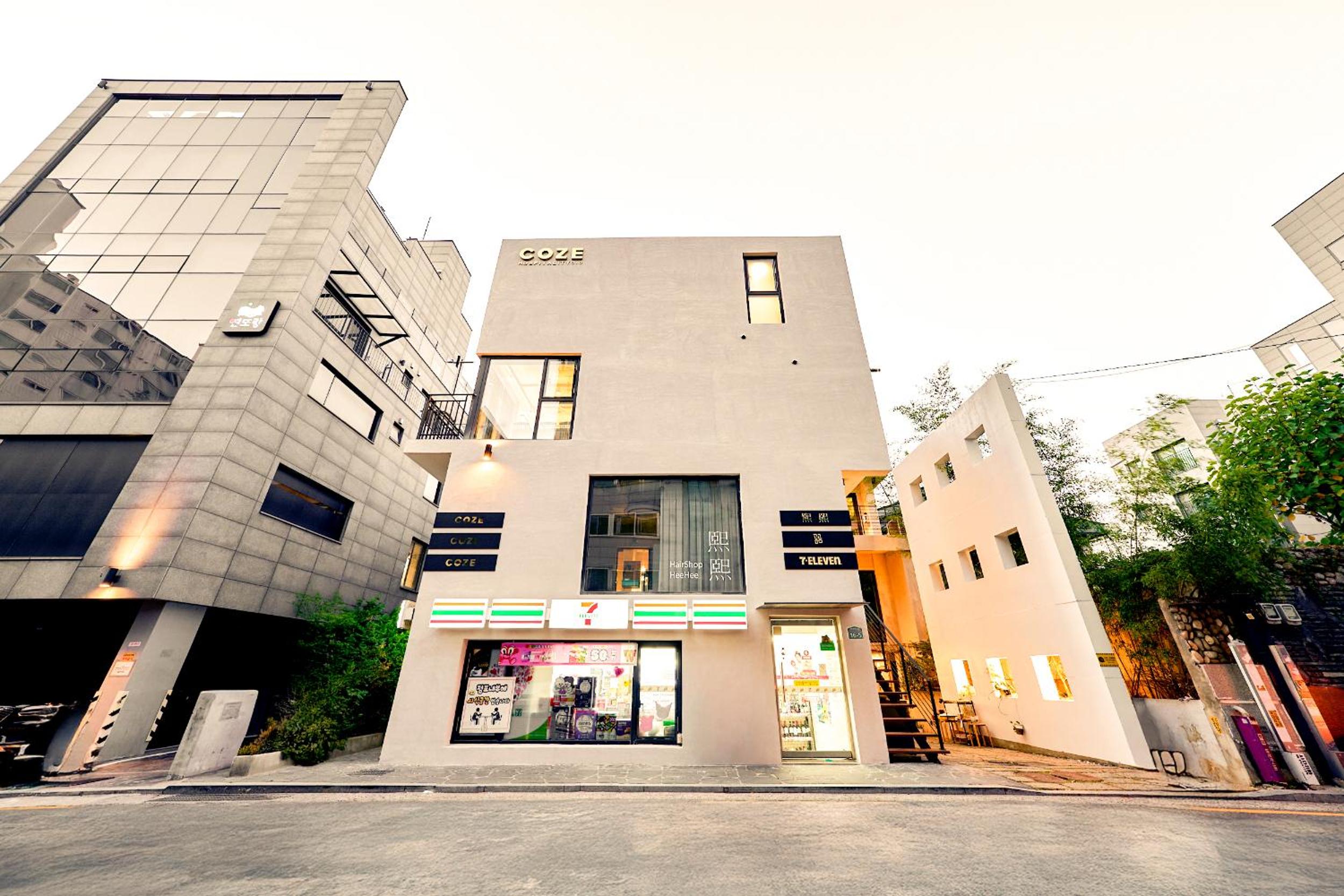 B9 Tailored Service Home near Hongik Univ Station view 2