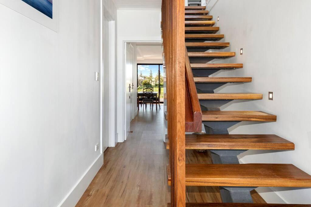 Two-Storey with Marina Views