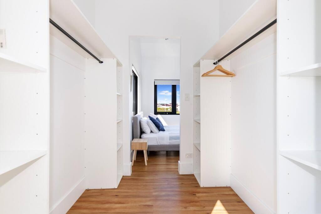 Two-Storey with Marina Views