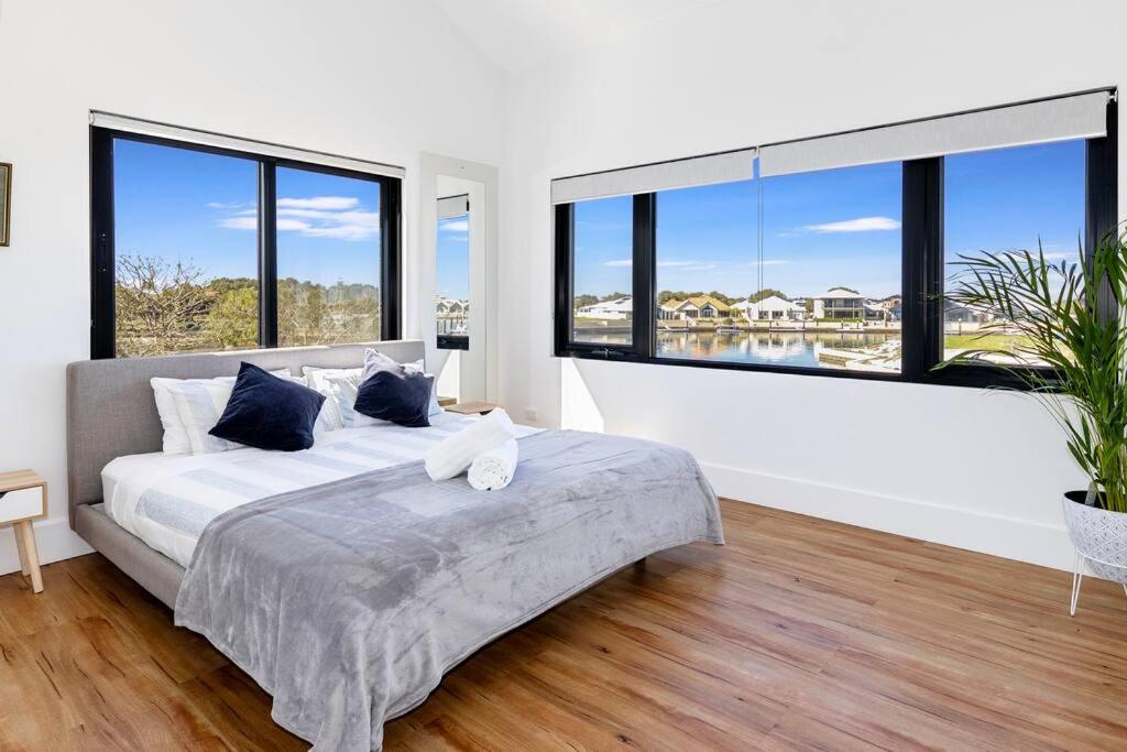 Two-Storey with Marina Views