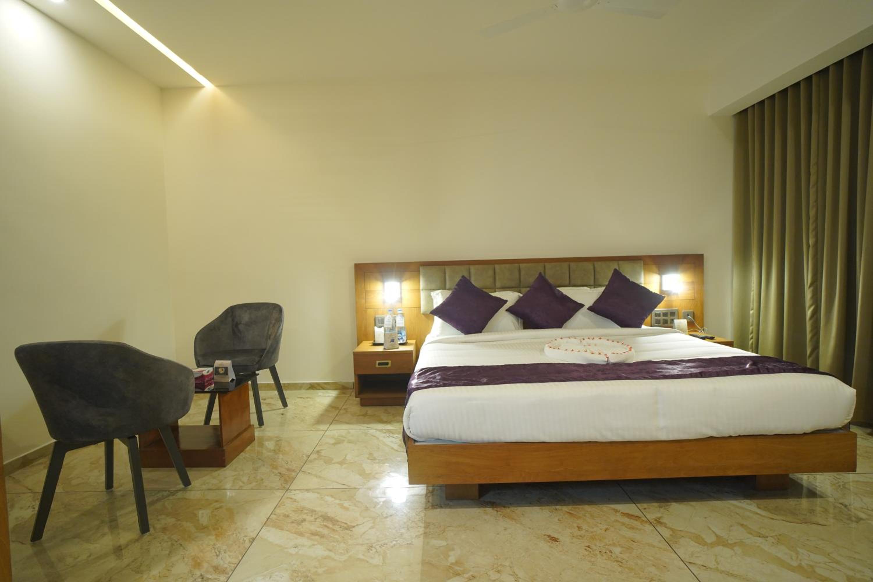 Hotel Devalokam