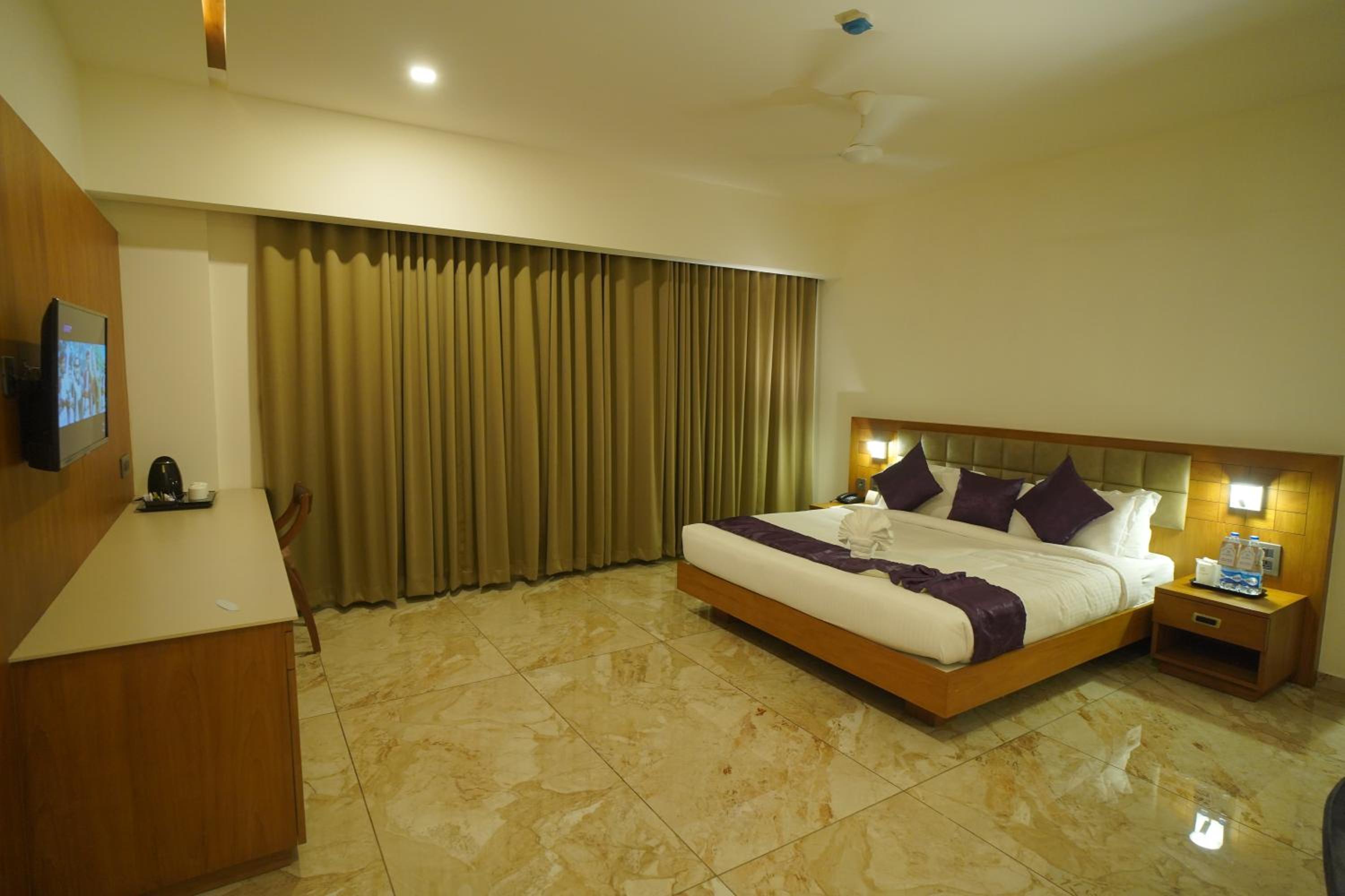 Hotel Devalokam