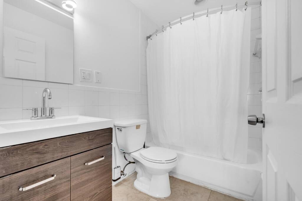 Ventur Loft 2-Story Beachfront Scenic Views view 5