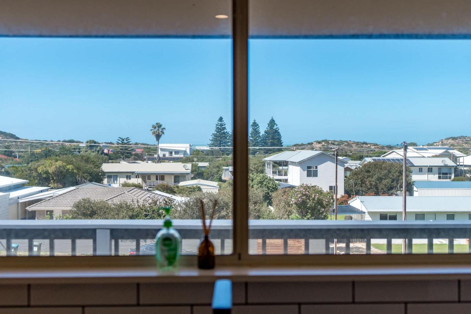 The Beach House 64 Neighbour Ave Goolwa Beach - No Linen Included