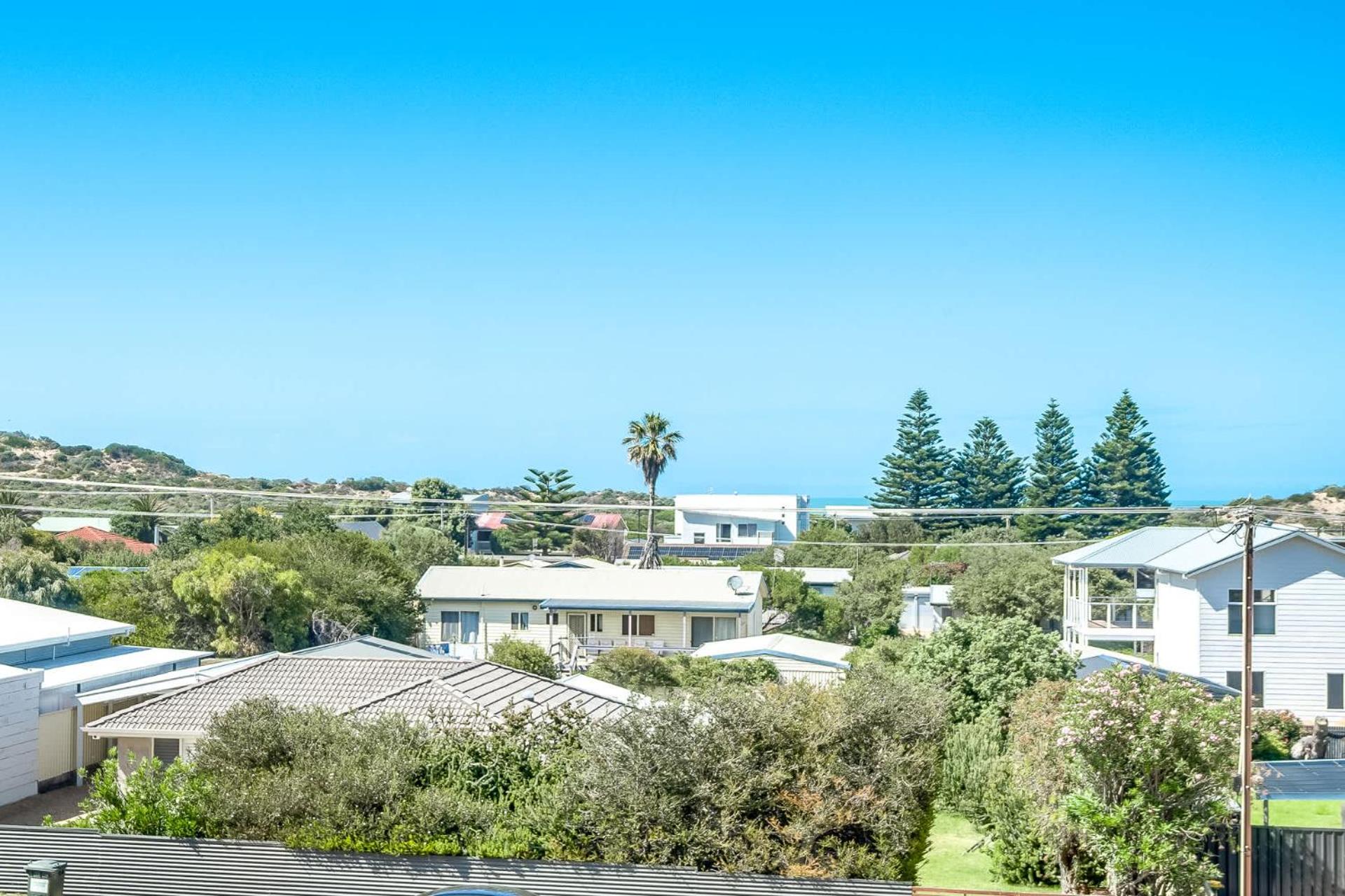 The Beach House 64 Neighbour Ave Goolwa Beach - No Linen Included