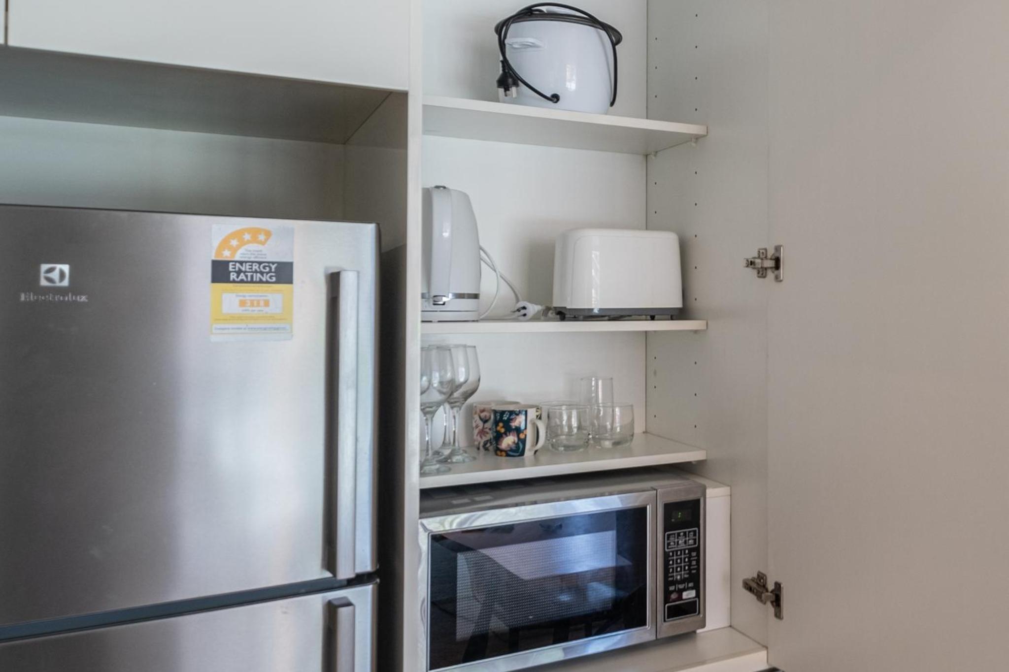Immaculate 1BR apt in Docklands Pool Free Parking