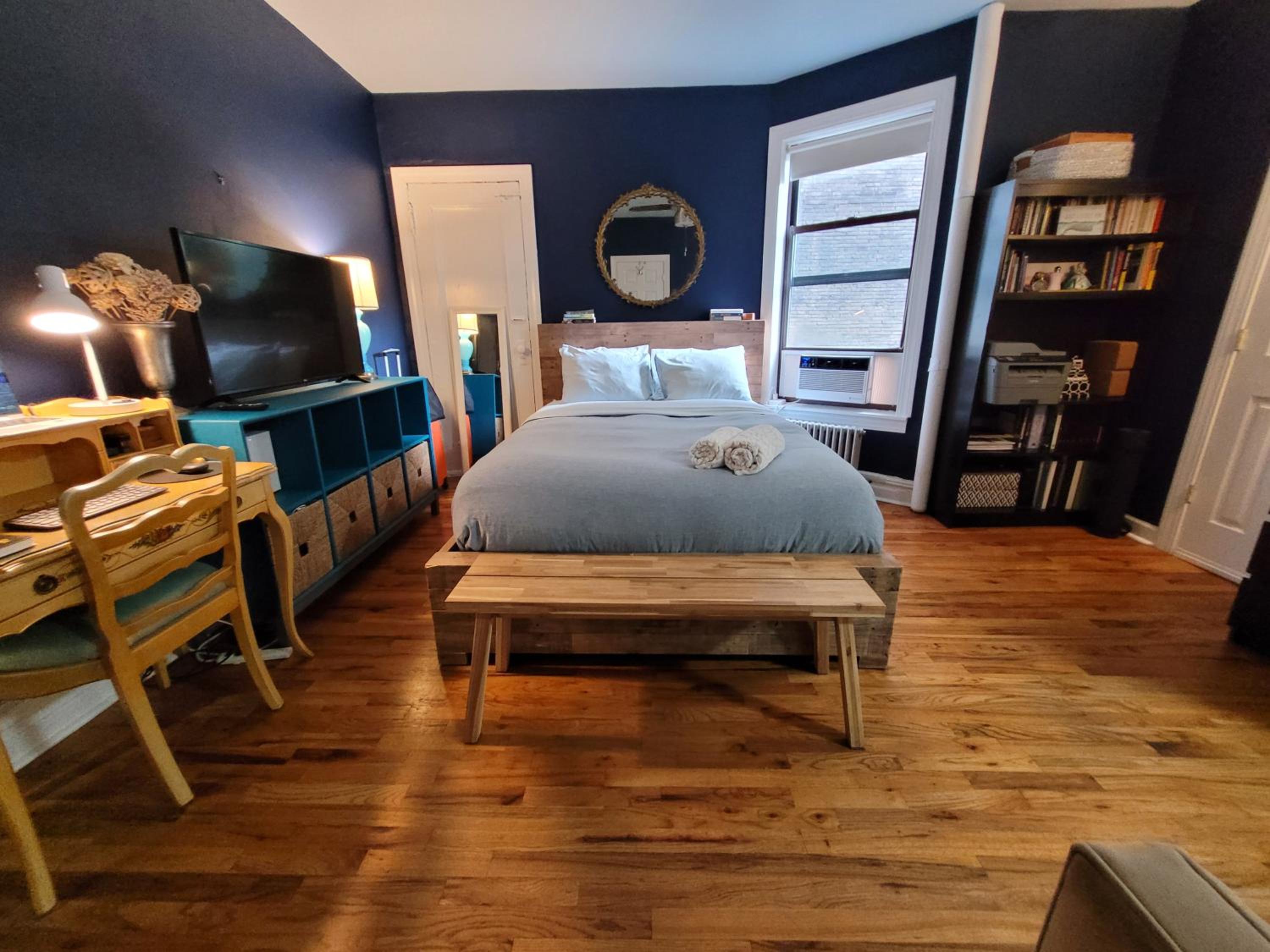 NYC Studio Long Stays Near Columbia Presby