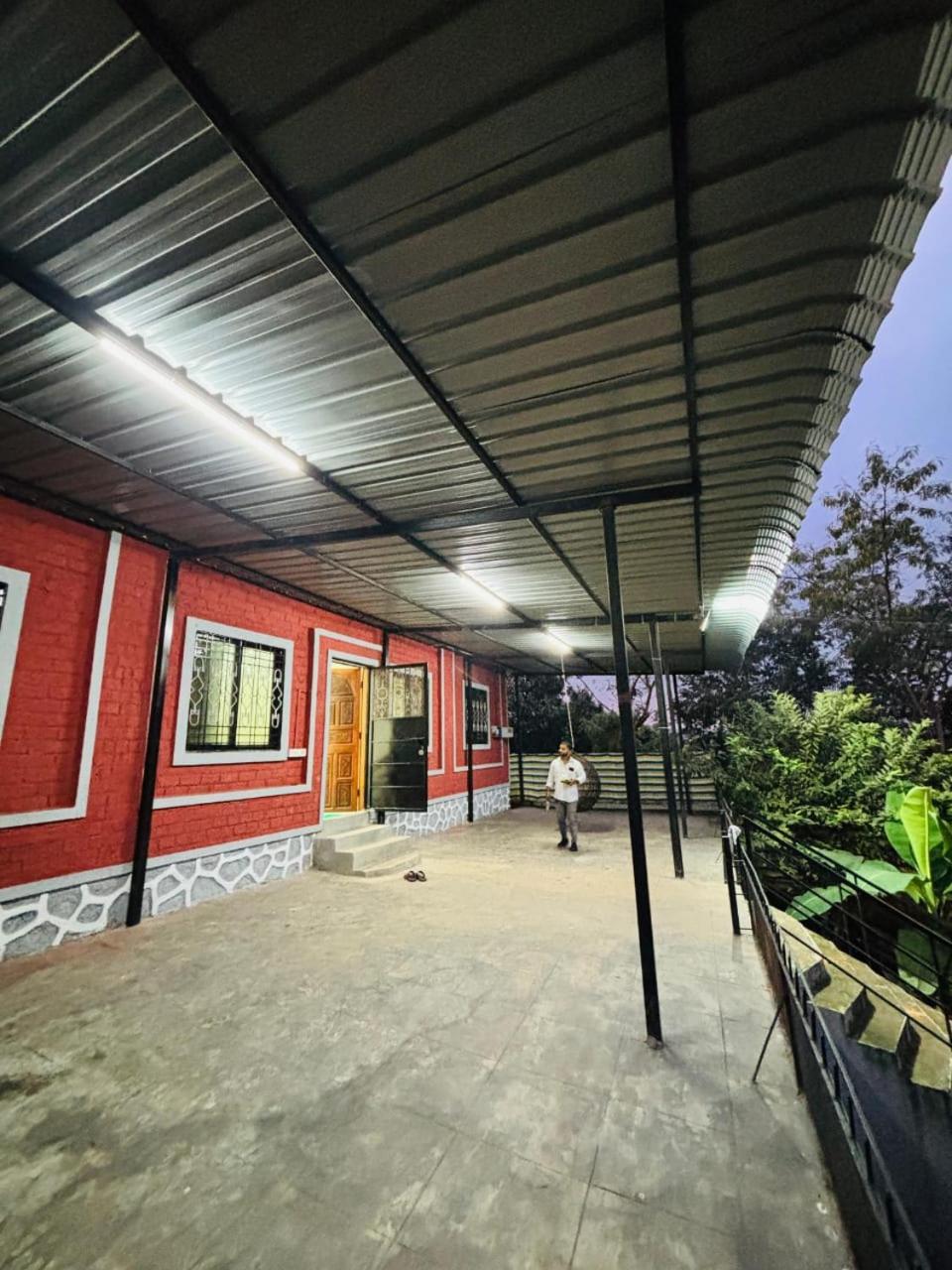 Moonlight Cottage