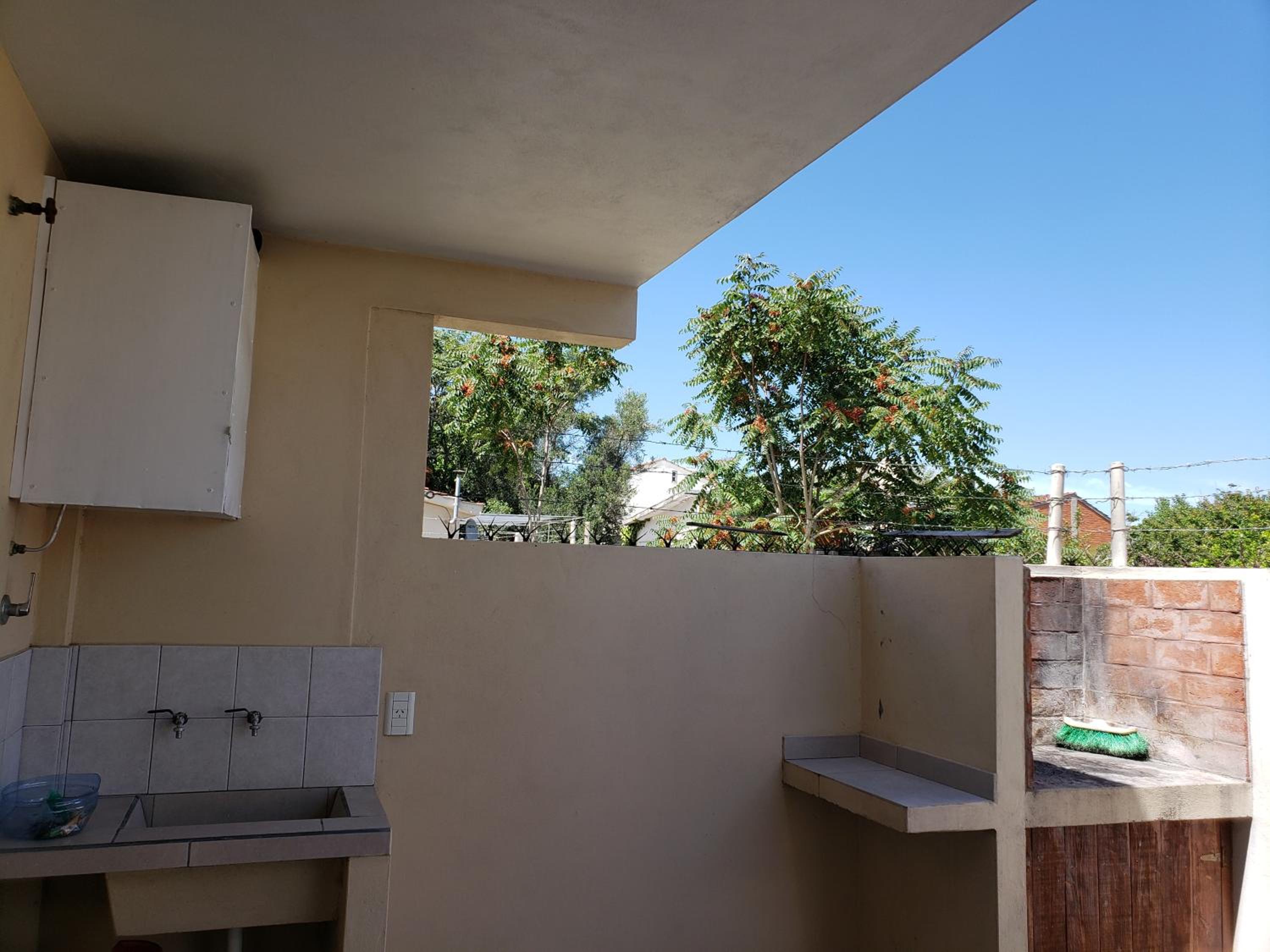 Alquilo Hermosos departamentos en las toninas de lunes a lunes ubicado 3 cuadras de la playa y 2 de centro