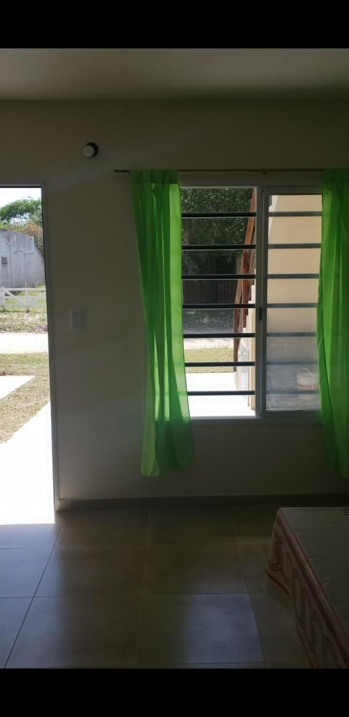 Alquilo Hermosos departamentos en las toninas de lunes a lunes ubicado 3 cuadras de la playa y 2 de centro