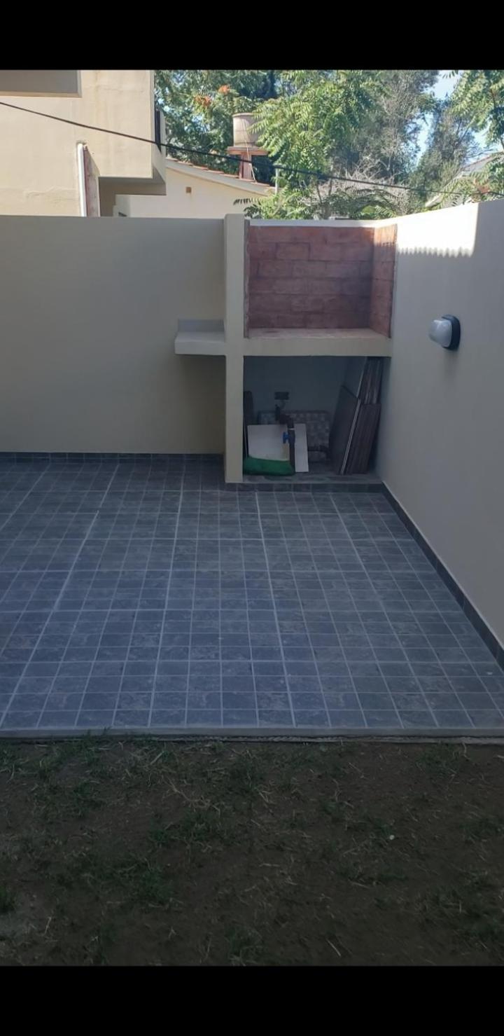 Alquilo Hermosos departamentos en las toninas de lunes a lunes ubicado 3 cuadras de la playa y 2 de centro