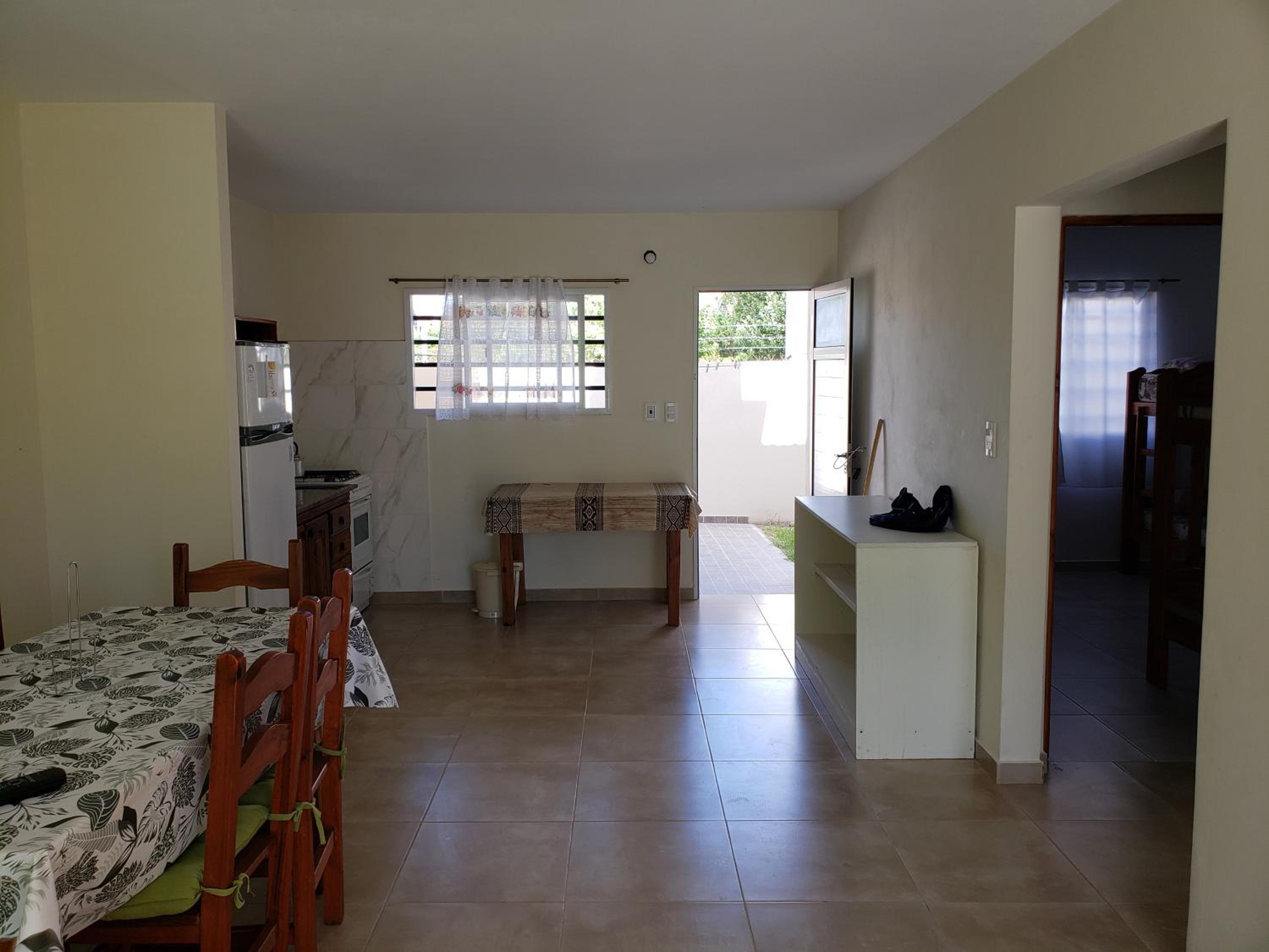 Alquilo Hermosos departamentos en las toninas de lunes a lunes ubicado 3 cuadras de la playa y 2 de centro