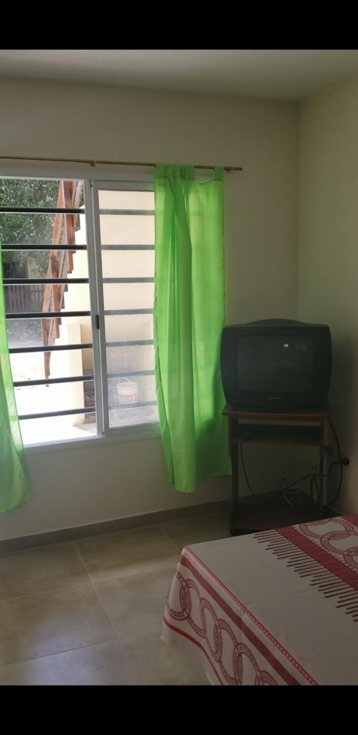 Alquilo Hermosos departamentos en las toninas de lunes a lunes ubicado 3 cuadras de la playa y 2 de centro