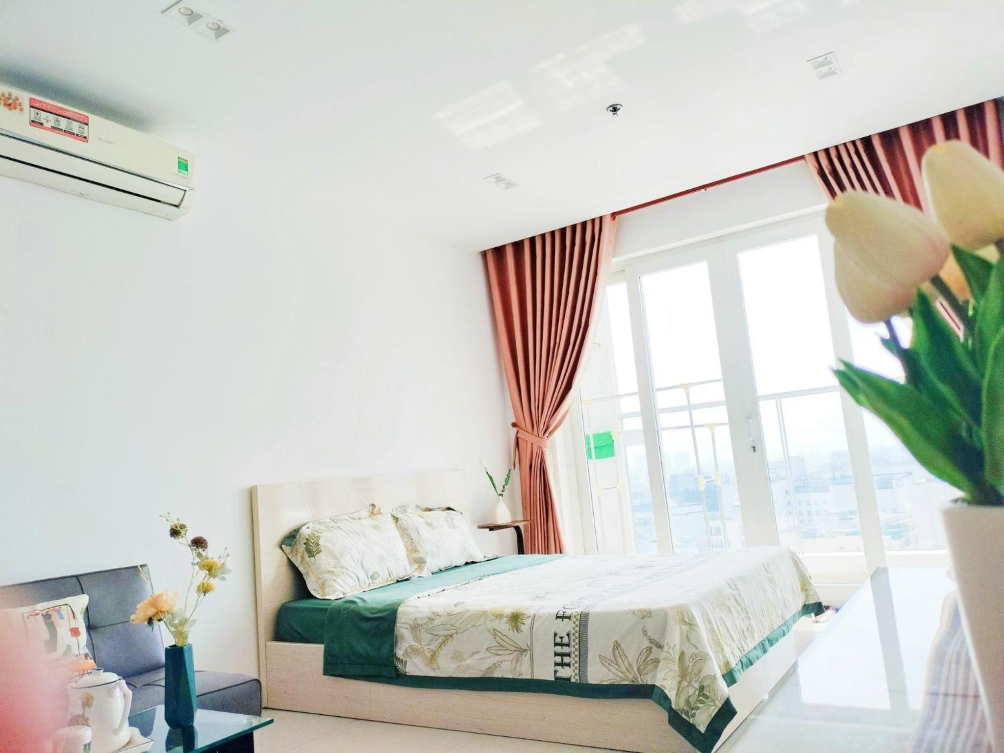 Studio - Sky Center