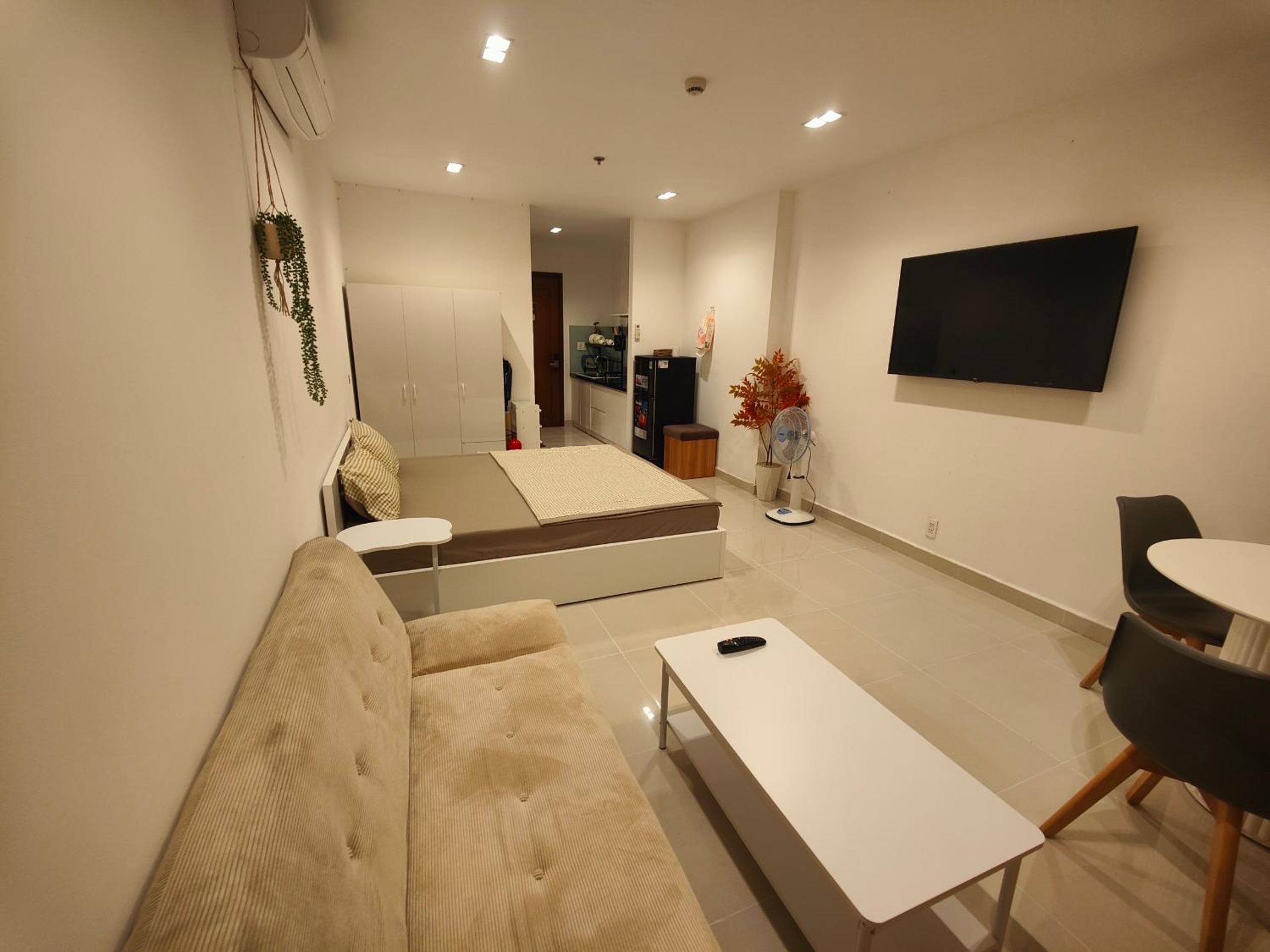 Studio - Sky Center