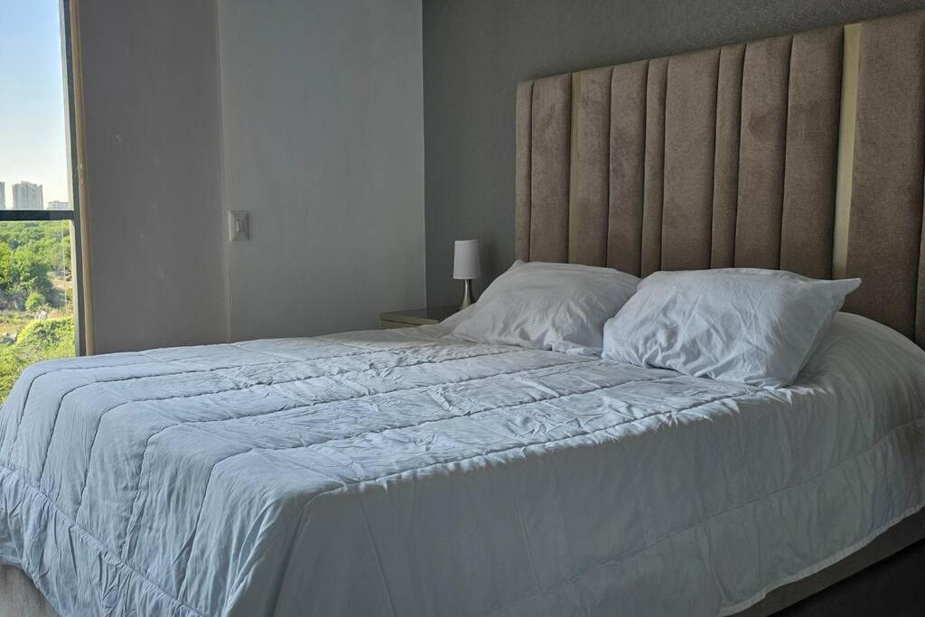Apartamento Celeste a Pasos del Mar y Aeropuerto