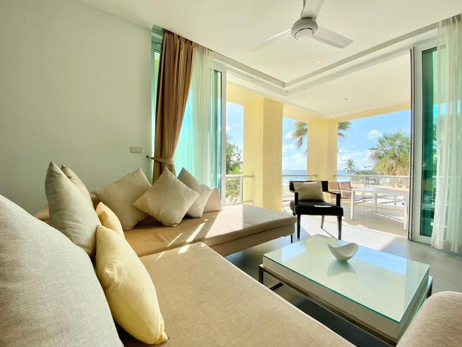 Karon Seaview Beachfront - 2 BR Apartment At Paradox Residence