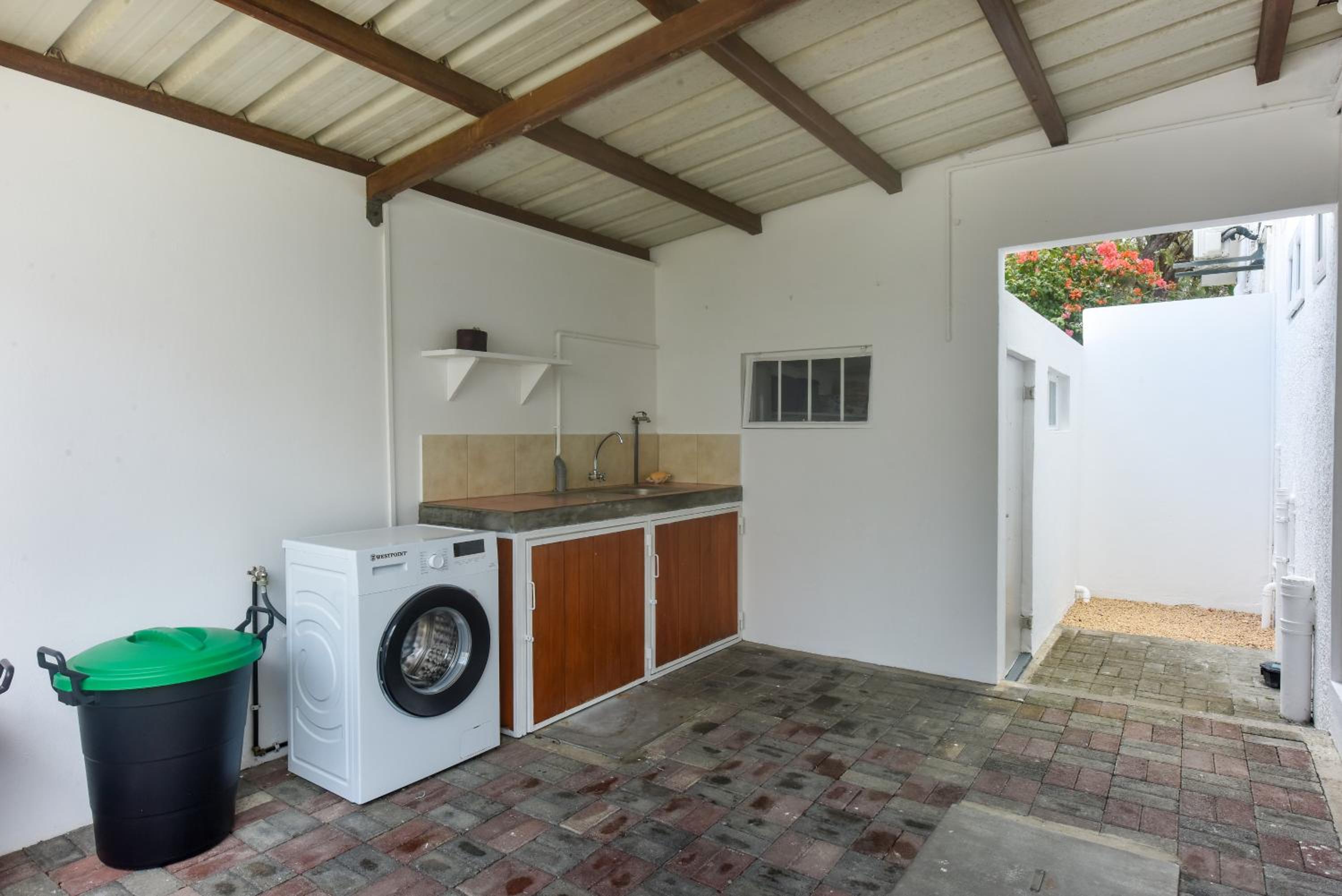 Quaint 3 BDR Beach Bungalow in a fishing village, photo 16