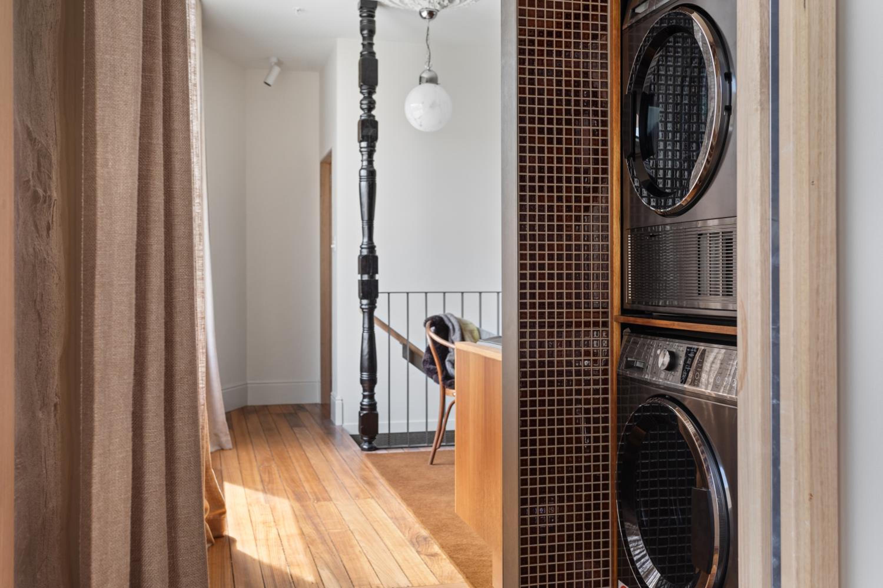 Le Salon Luxury Apartment Stay in Launceston