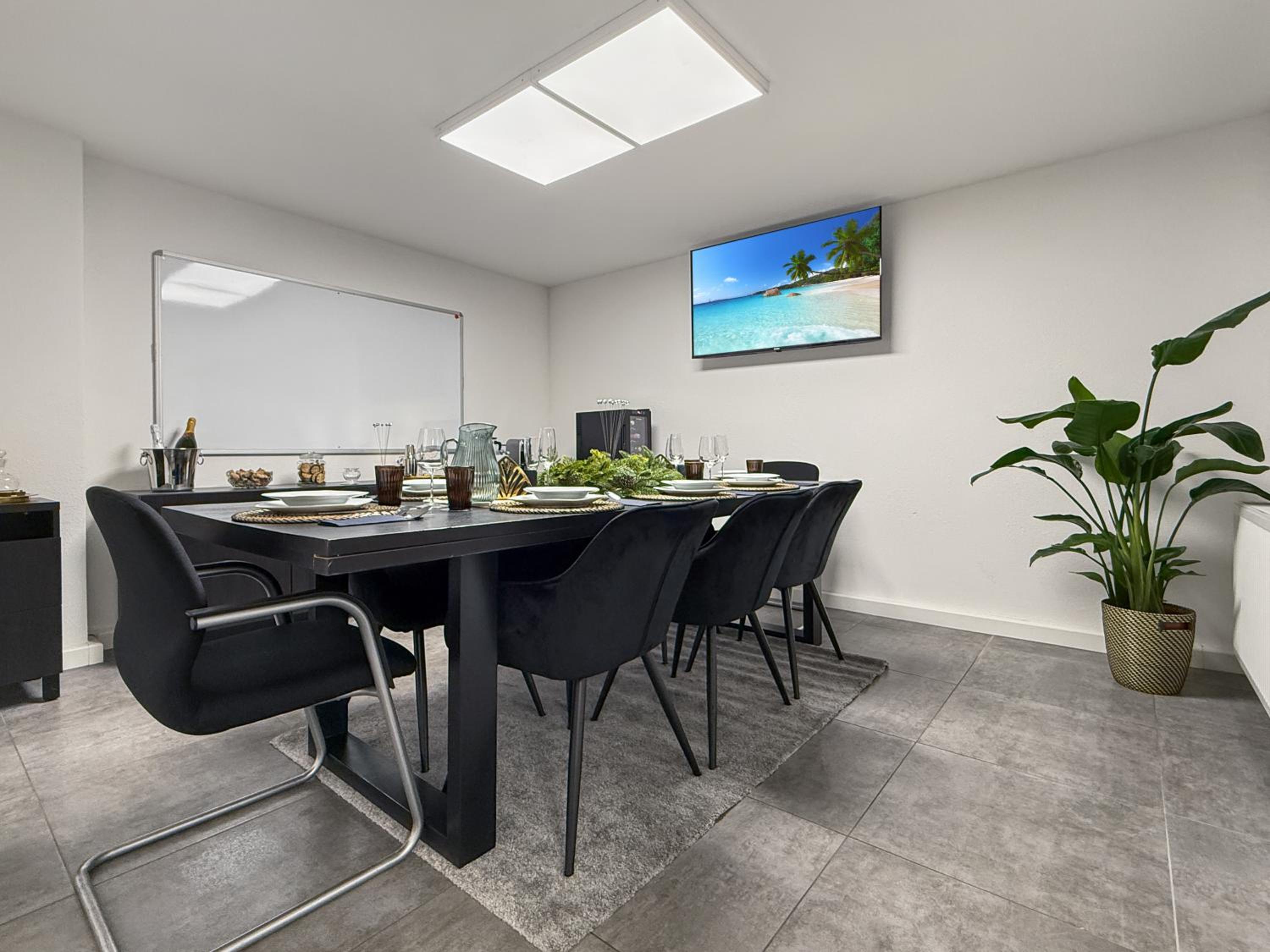 meeting & event spaces