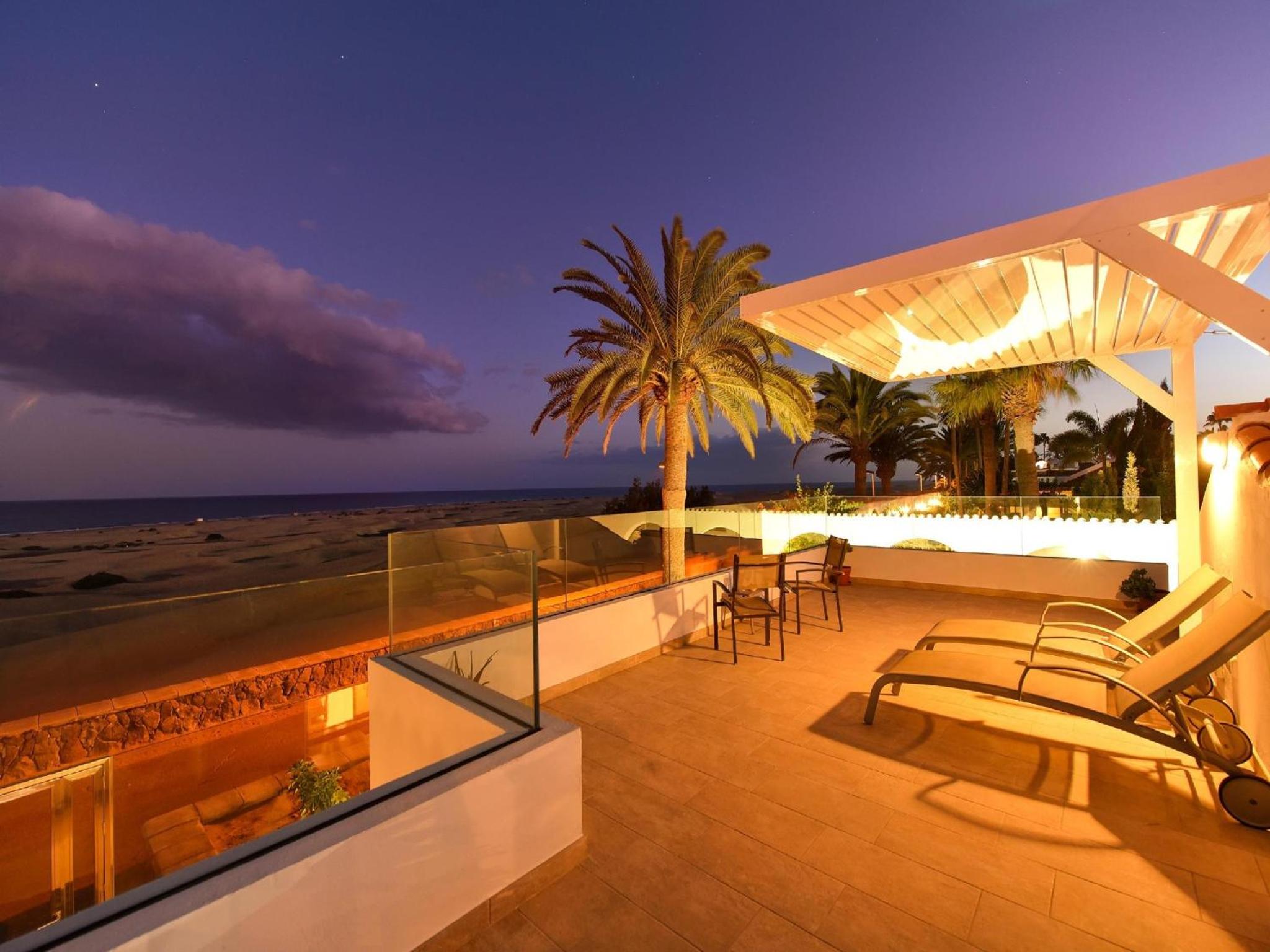 Villa Beachfront del Ingles| Exclusive Accommodation | Breathtaking Views Over the Sea and Dunes | Private Heated Pool | Terrace & BBQ | 200 m to Beach | P view 2