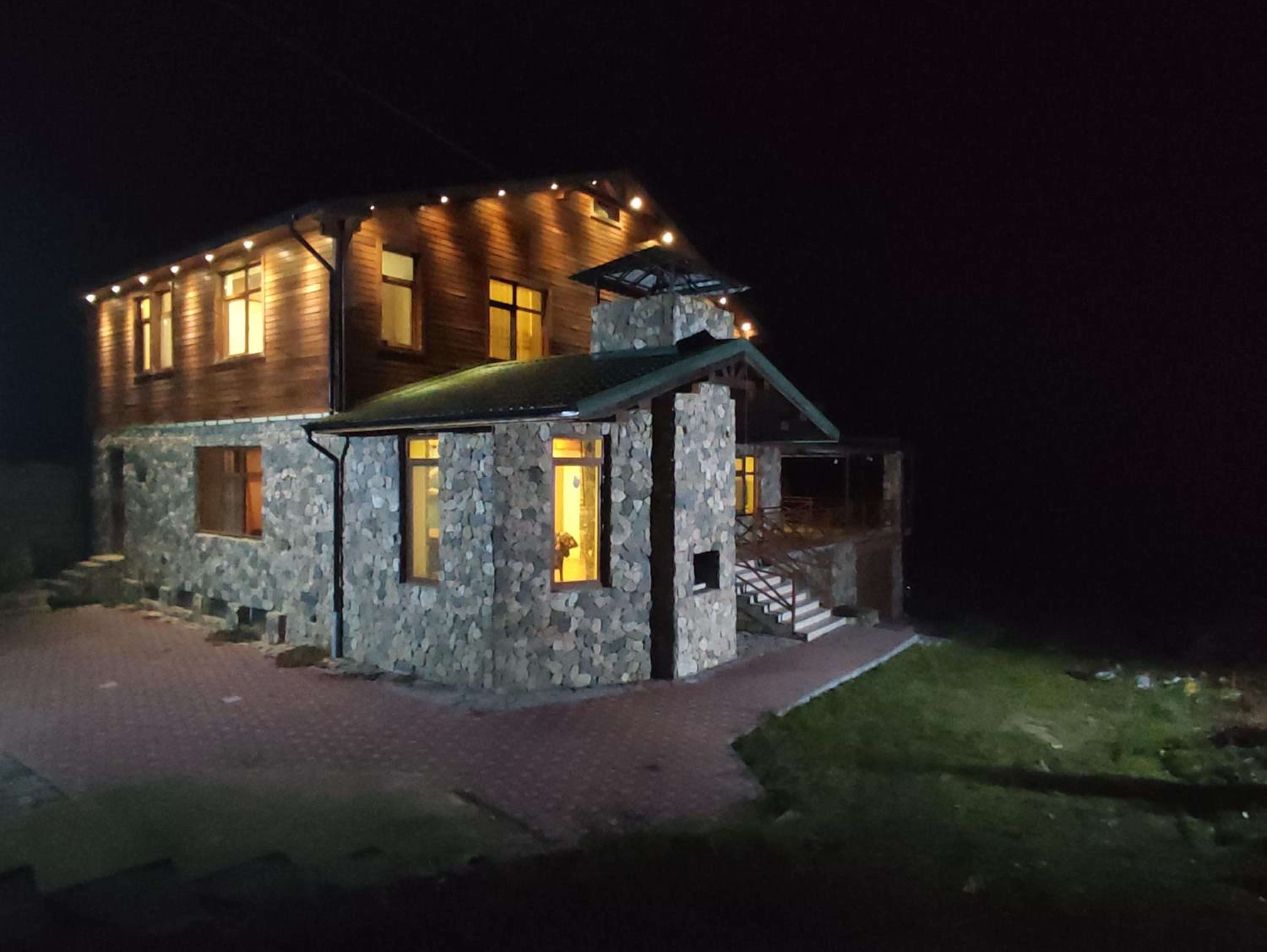 The River View Villa الحلال Halal Concept