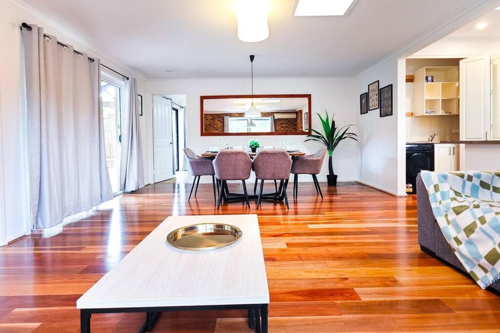 5-Bed Haven Eastern Retreat
