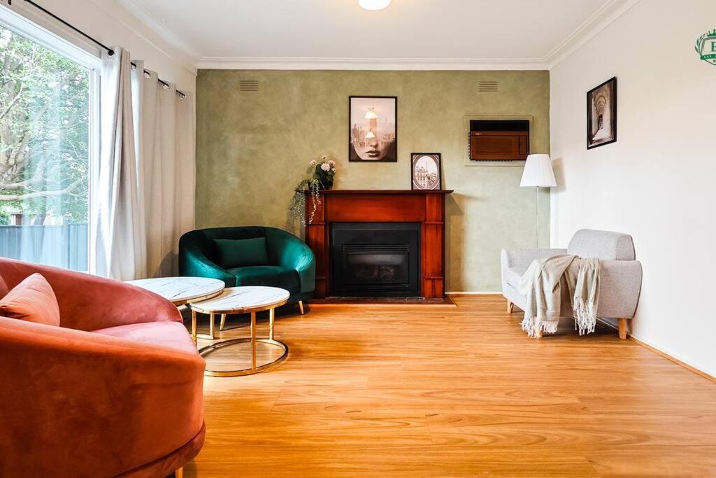 5-Bed Haven Eastern Retreat