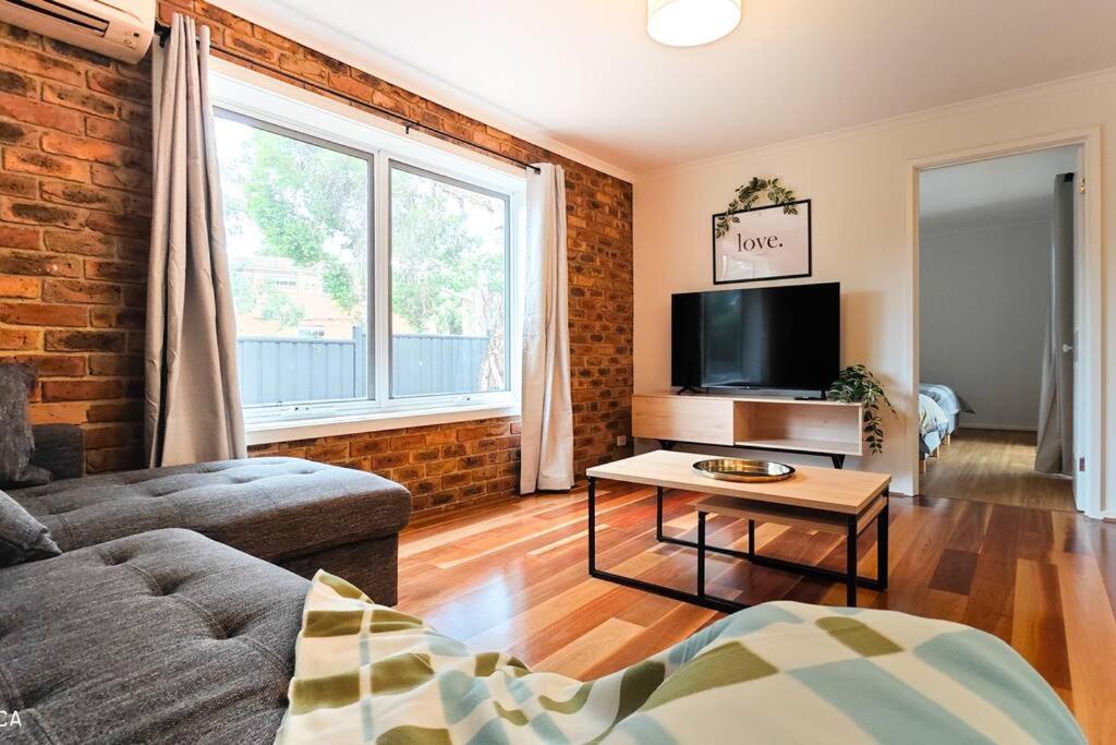 5-Bed Haven Eastern Retreat