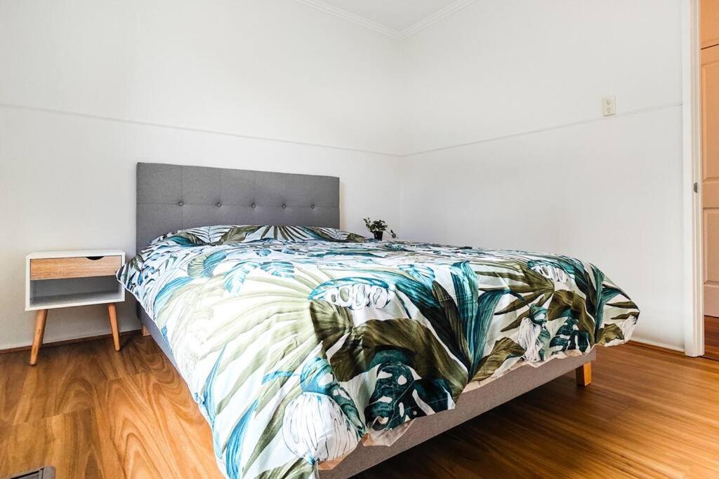 5-Bed Haven Eastern Retreat