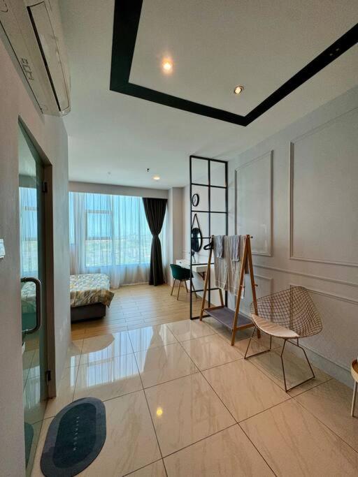 Manhattan Suites ITCC by KinabaluKomfortHomestay - Eloise photo 4