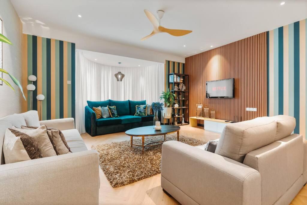 Retreat In The Heart of KLCC, The Corinthians