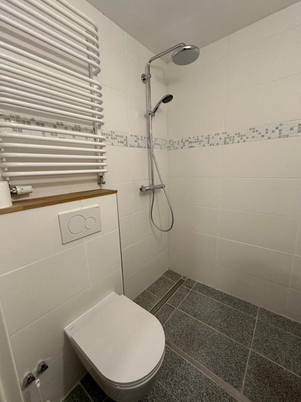 Central flat in Villars sur Ollon, Amethyste, for 4, with two double beds, balcony and 75m to ski-train