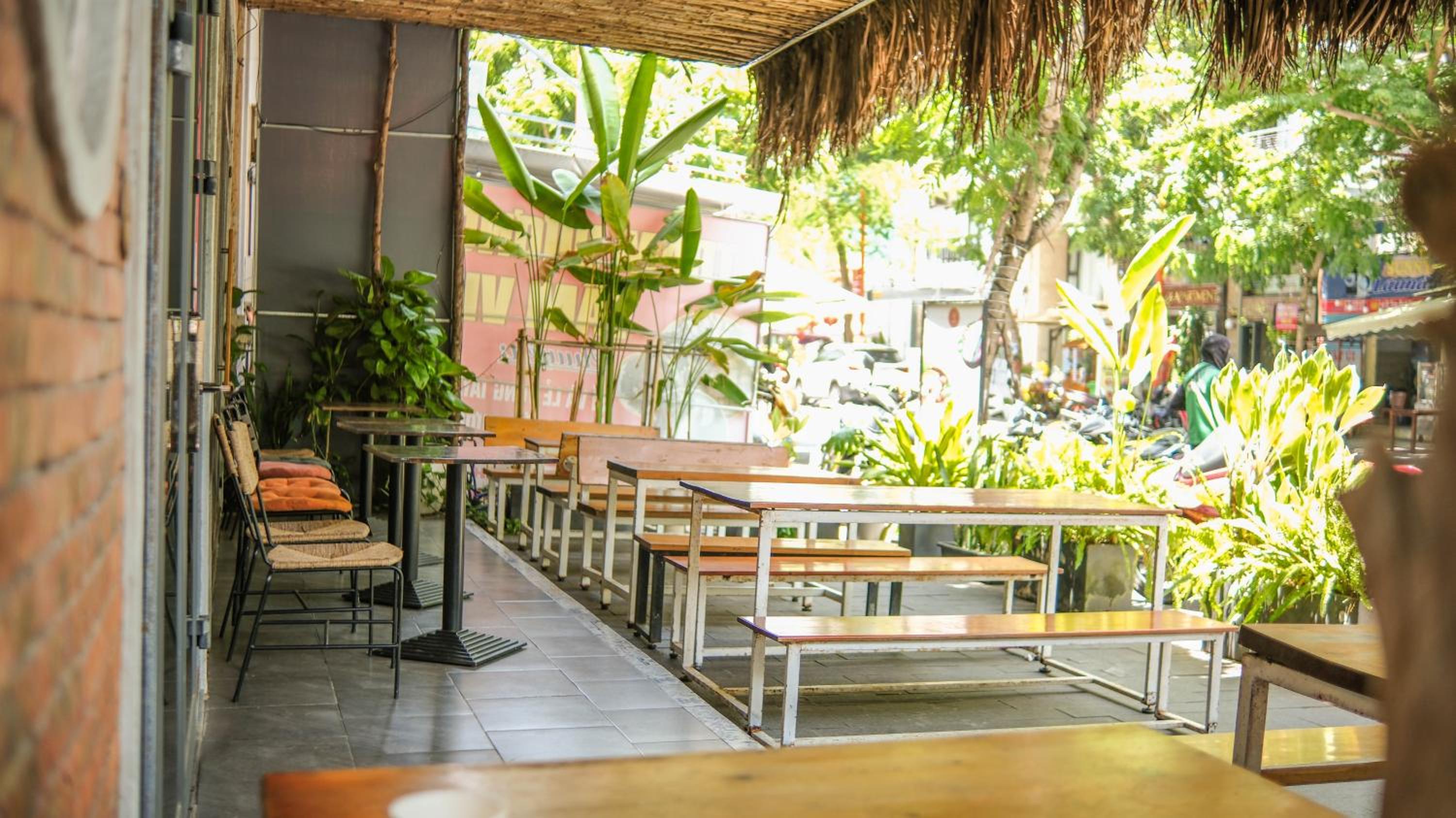 Leaf Sustainable Hostel