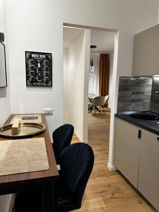 CURATO COLLECTION APARTMENTS