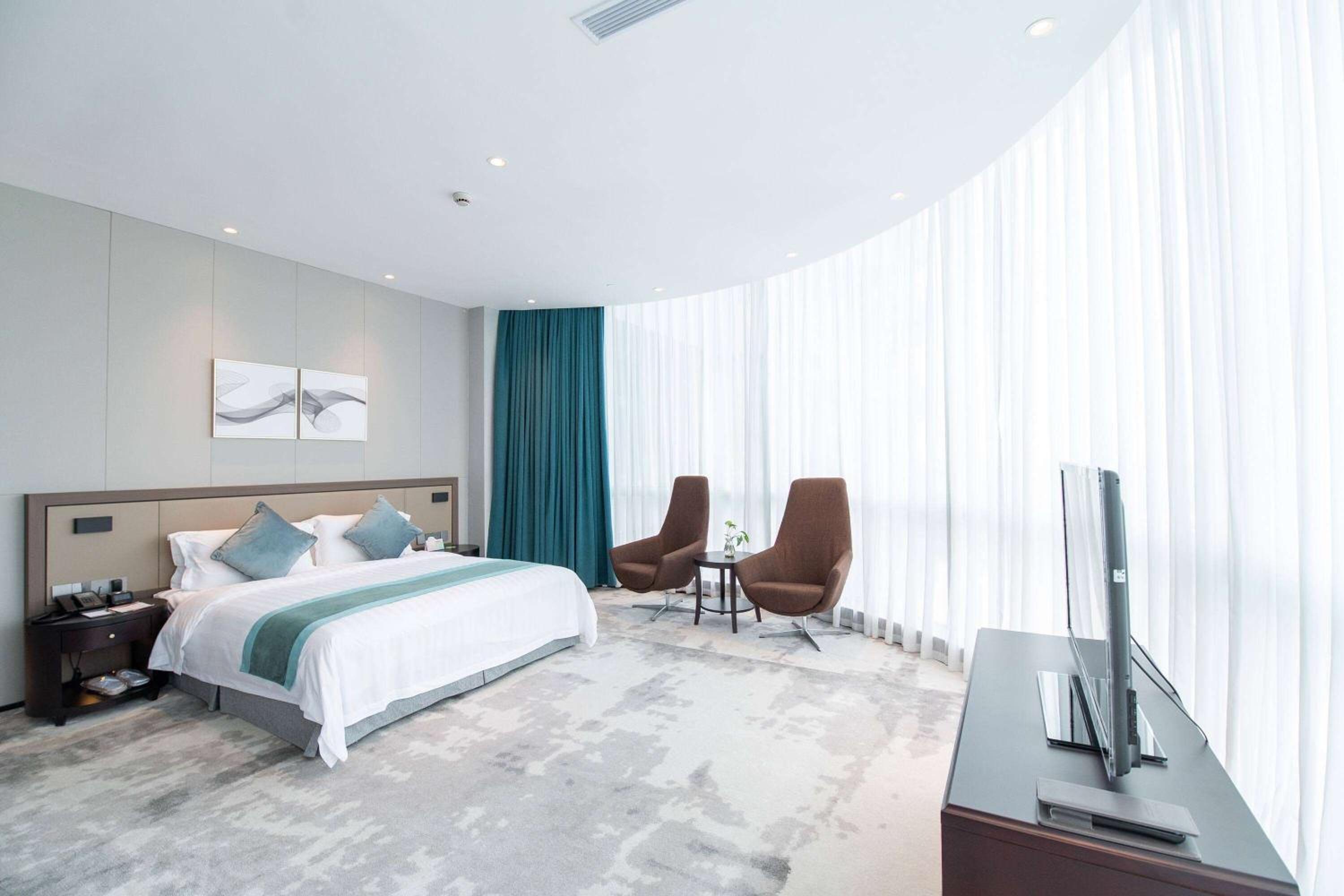 Fengxian Vacations - Ramada Plaza Sino-Bay Shanghai - Property Image 4