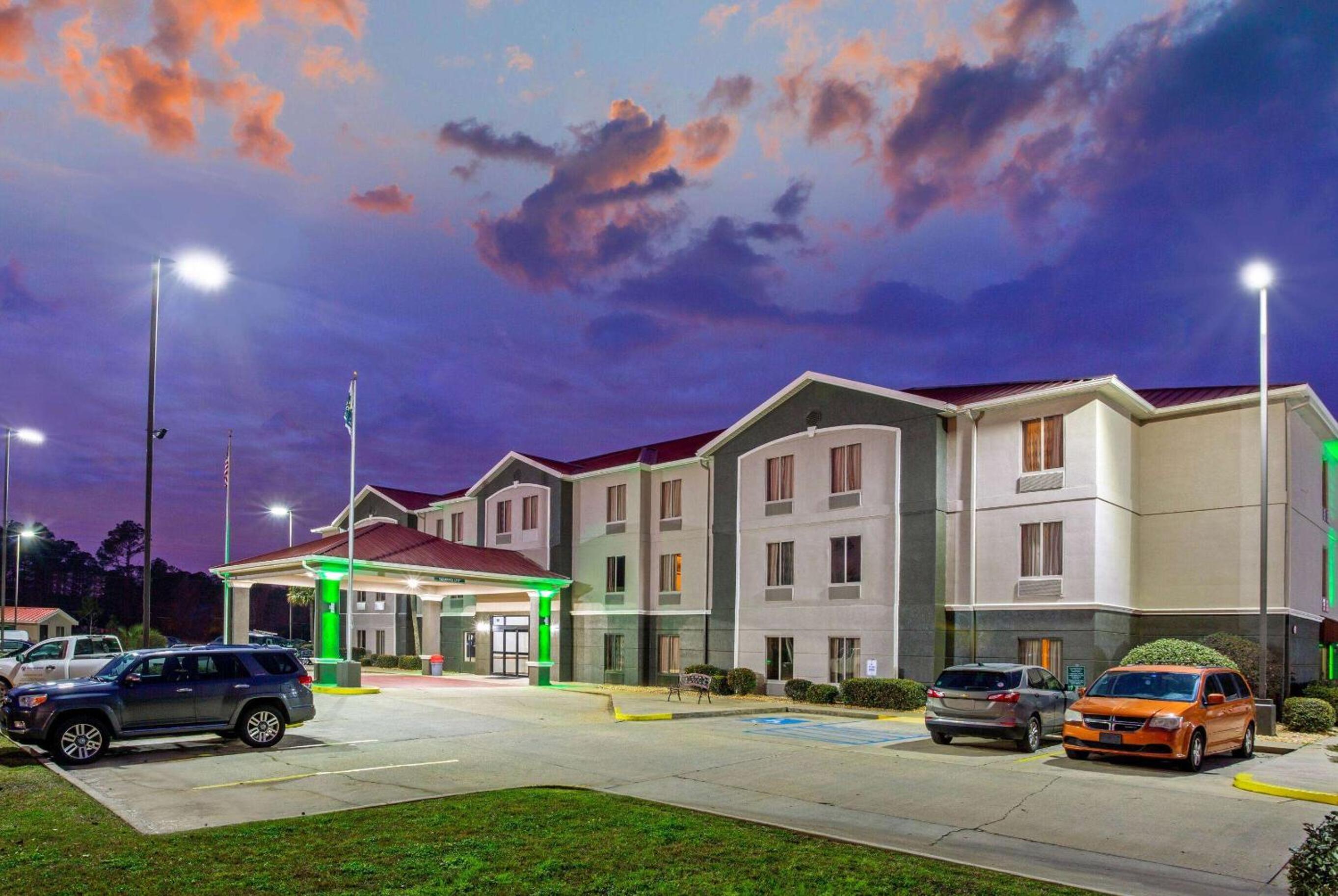 Baymont by Wyndham Moss Point Pascagoula view 5
