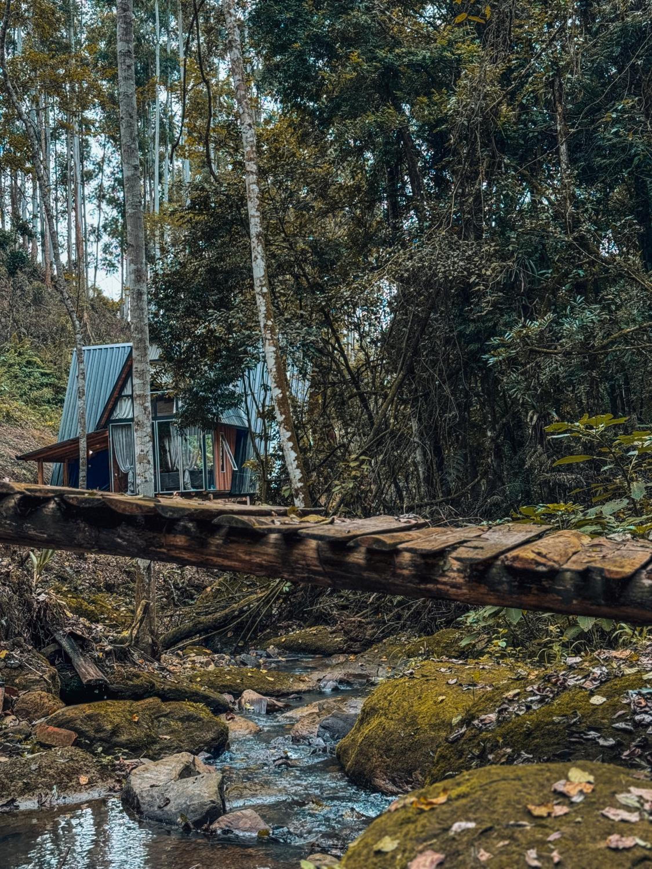 Chalé com Cachoeira