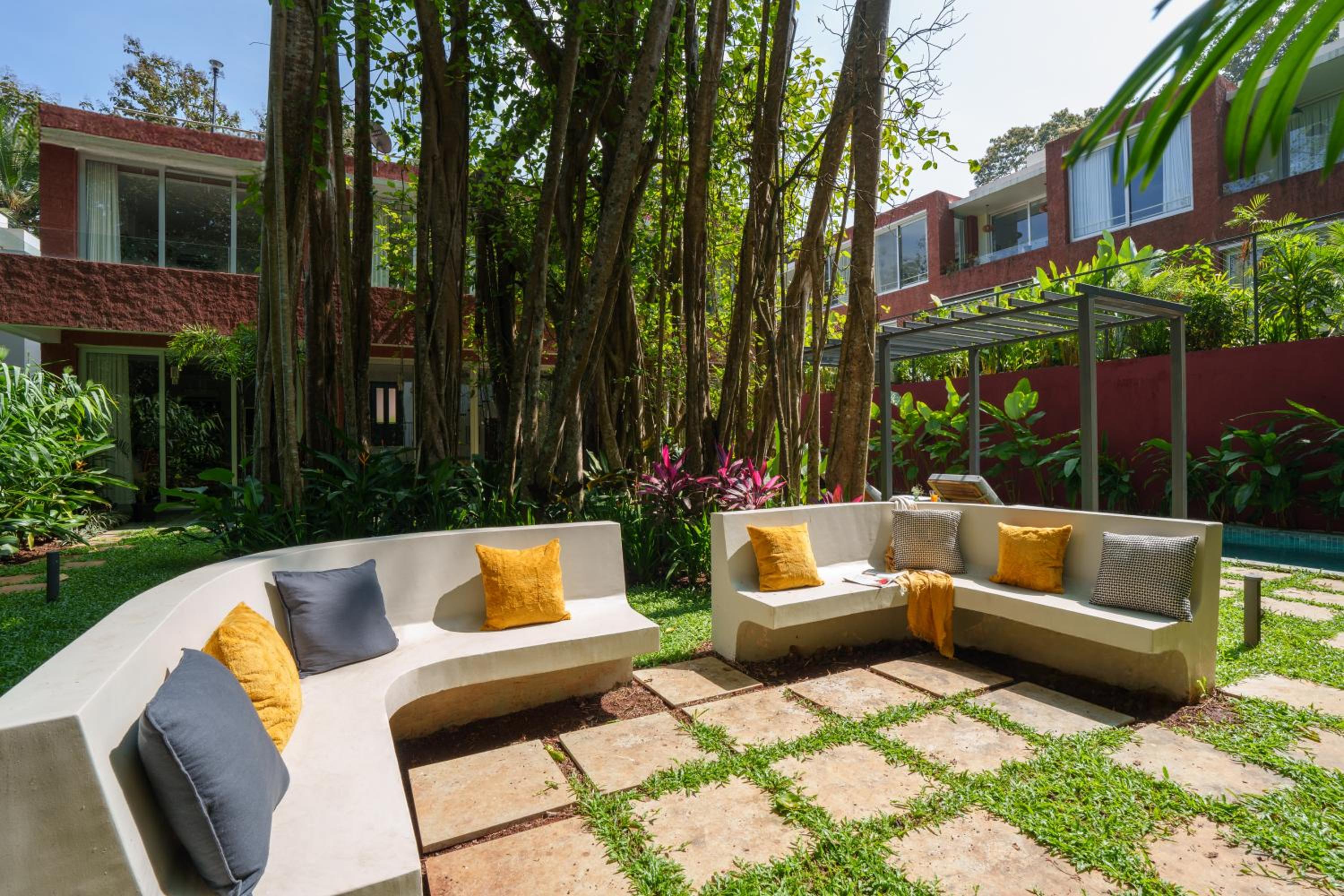 La Verona by The Blue Kite - 2 & 3 BHK Villas in Assagao with Private Pool, Garden, Caretaker, Kitchen & Security view 4