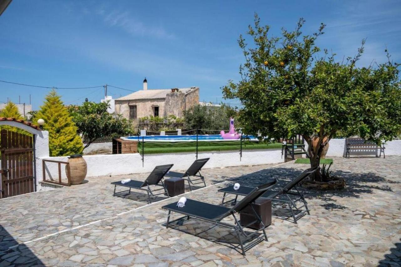 Villa Roupes Stone view 3