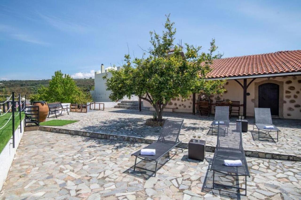 Villa Roupes Stone view 4