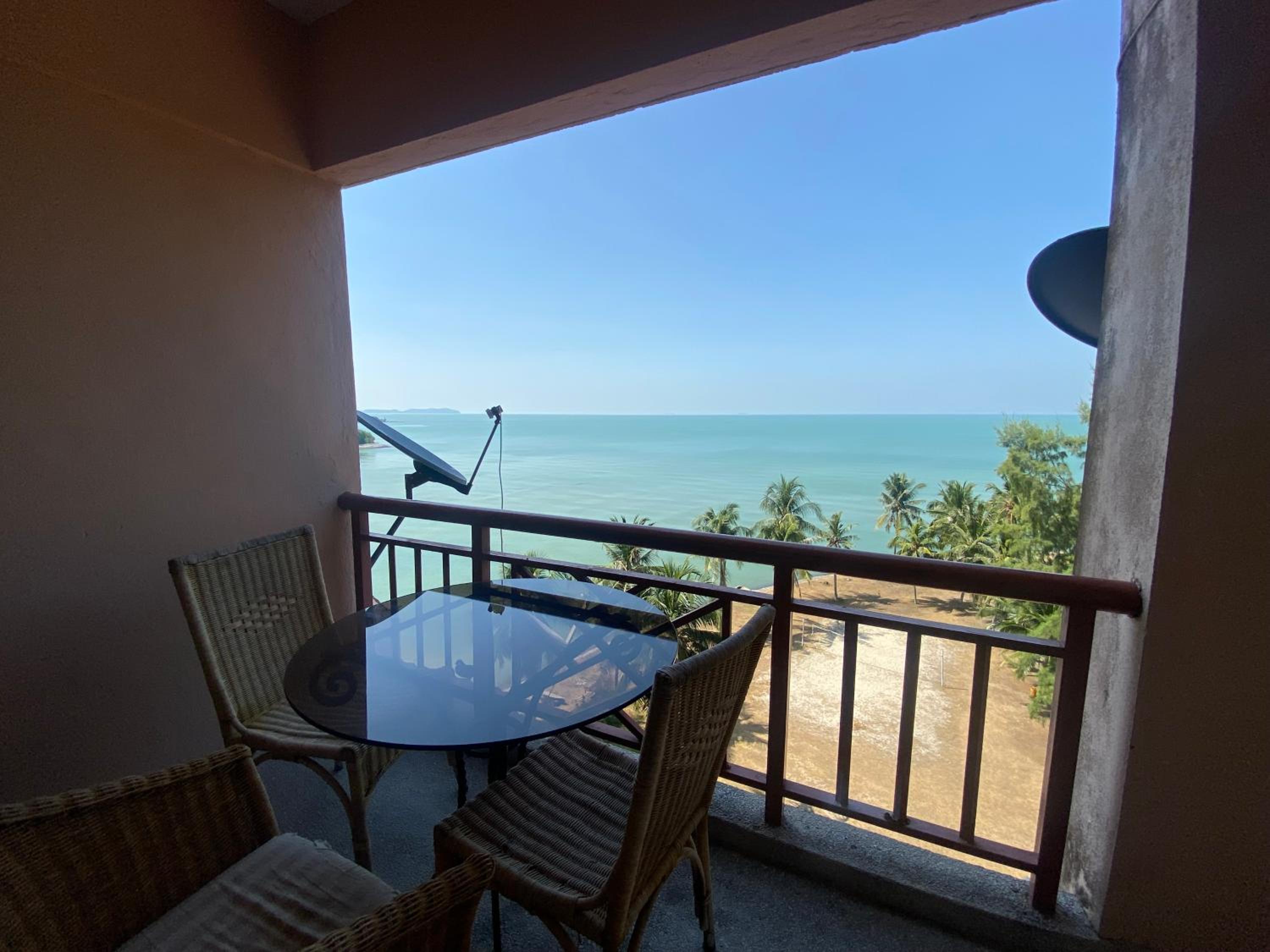 Adlia PD Apartment W Seaview photo 3
