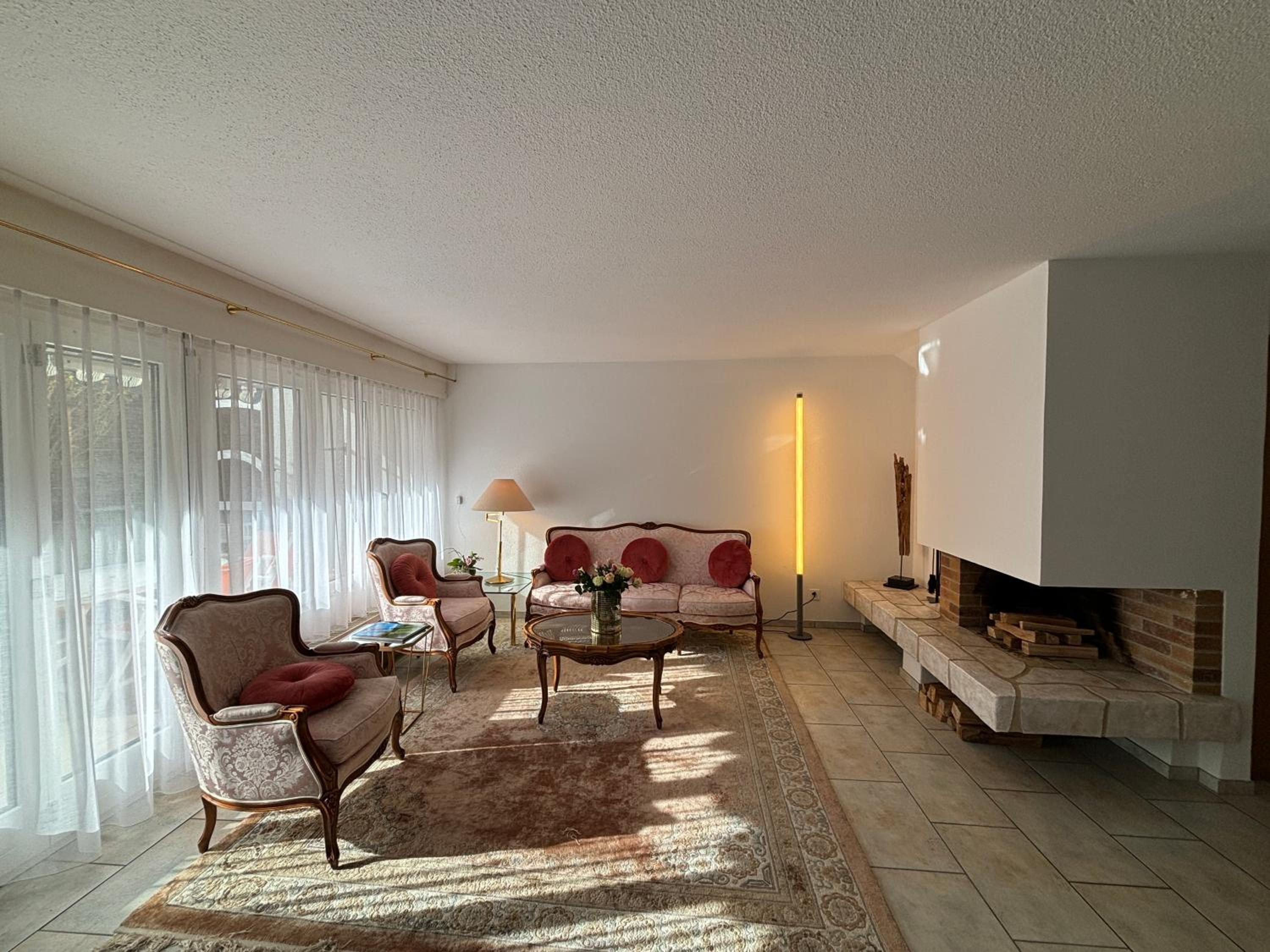 Garden Park Apartment