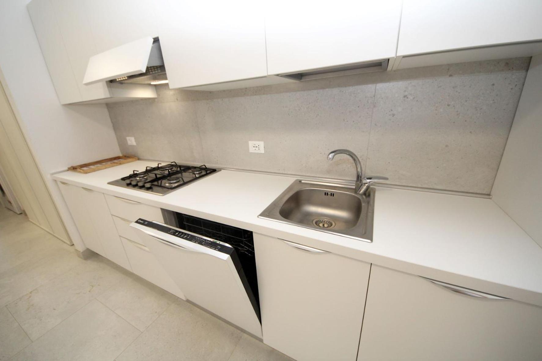 Modern two bedroom apartment near Rosolina beach photo 5