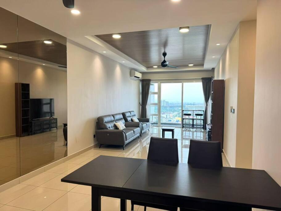 Pinnacle Tower 4BR,JB Town, Near KSL
