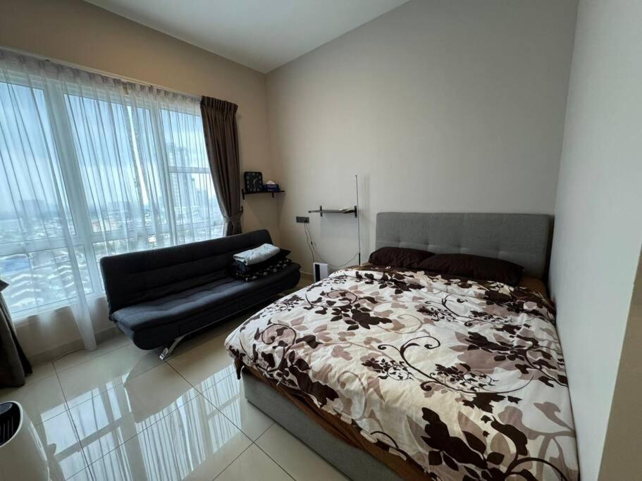 Pinnacle Tower 4BR,JB Town, Near KSL