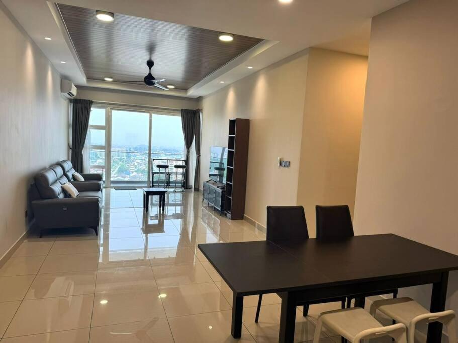 Pinnacle Tower 4BR,JB Town, Near KSL