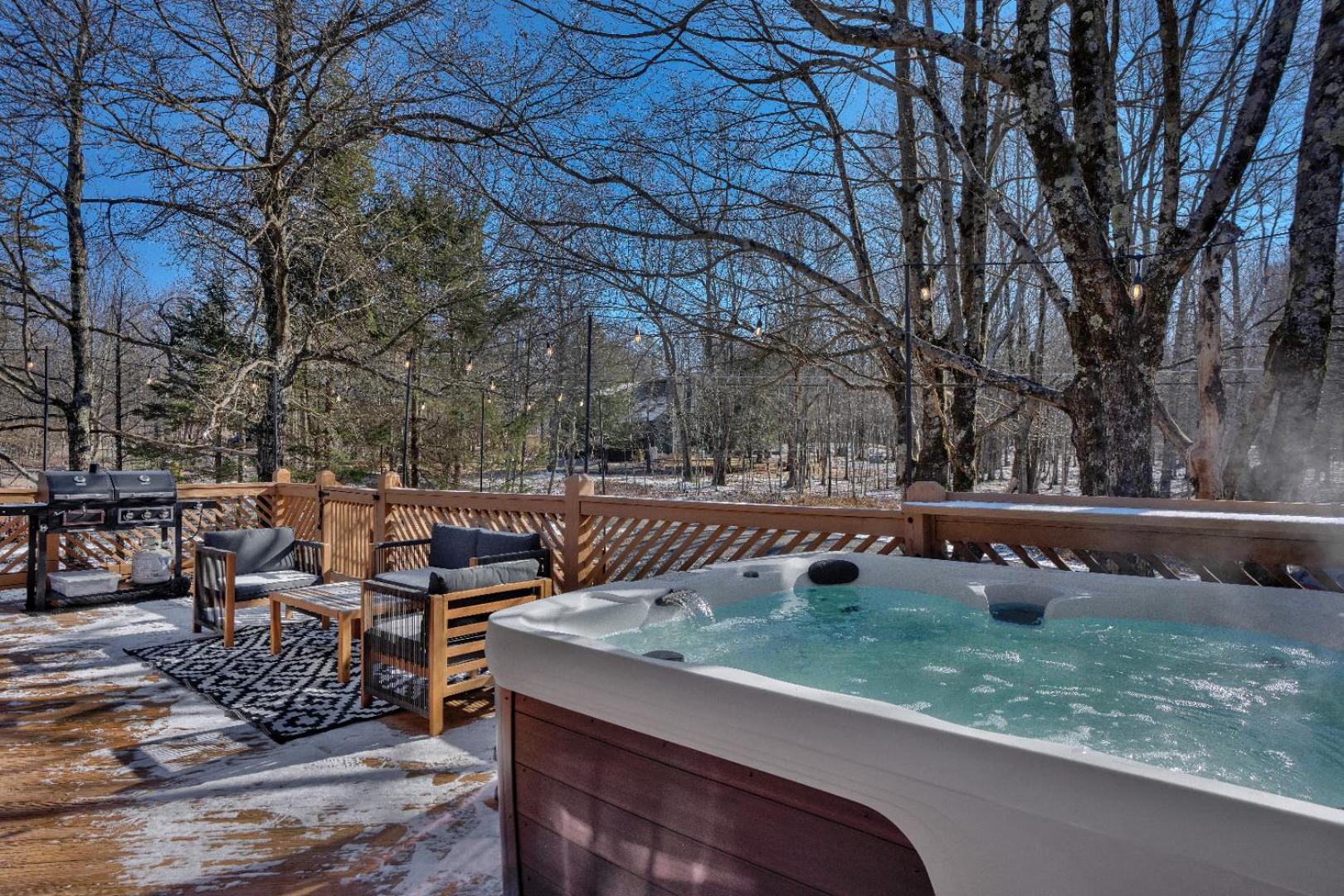 Red Tail Retreat - Property Image 34