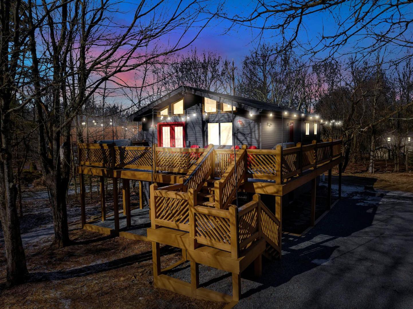 Red Tail Retreat - Property Image 17